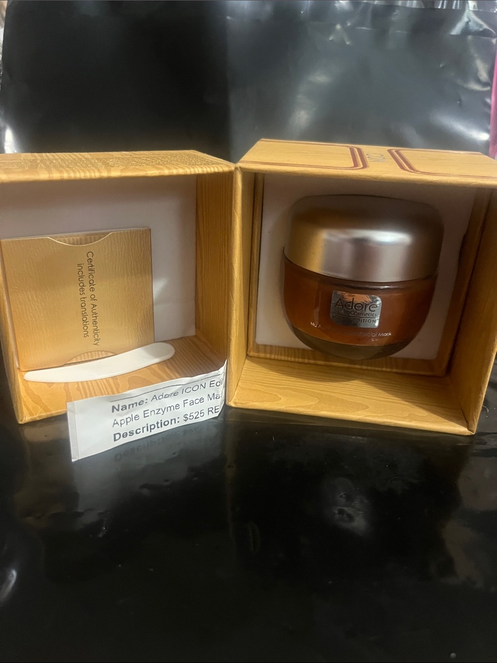 Adore ICON Apple Enzyme Face Mask in Gold and Brown